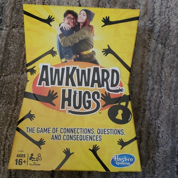 AWKWARD HUGS GAME Hasbro gaming